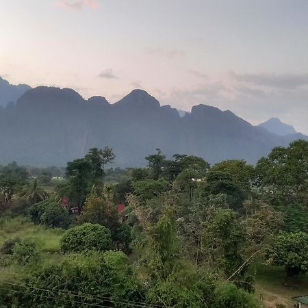 Vang Vieng Th Central Park Hotel Exterior photo